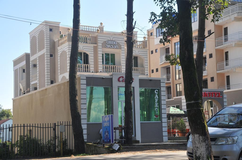 Gala Hotel Ureki Kültér fotó