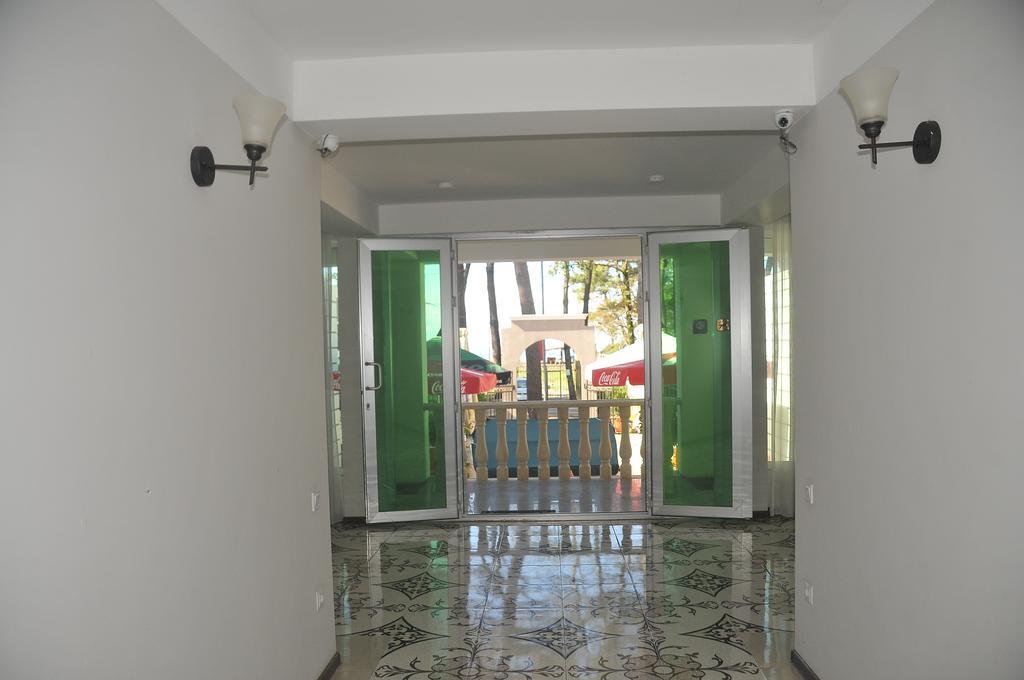 Gala Hotel Ureki Kültér fotó